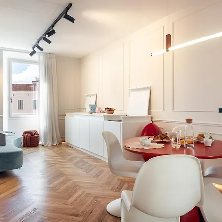 Vakantiehuis Palazzo Matteotti By Homey Experience